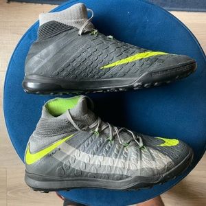 Nike Hypervenomx Proximo Airmax size 8